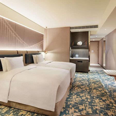 Hilton Taipei Sinban Hotell New Taipei City Exteriör bild