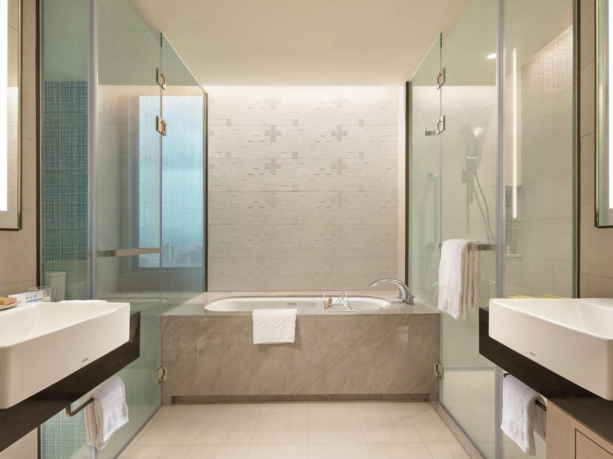 Hilton Taipei Sinban Hotell New Taipei City Exteriör bild