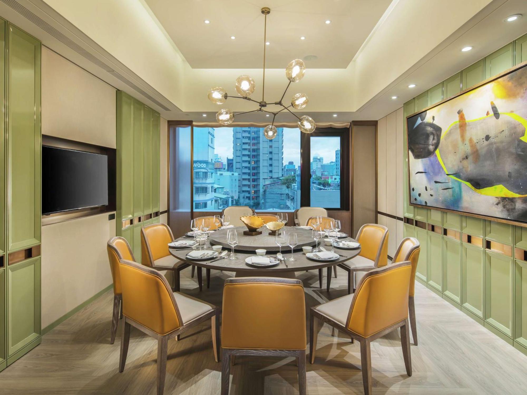 Hilton Taipei Sinban Hotell New Taipei City Exteriör bild